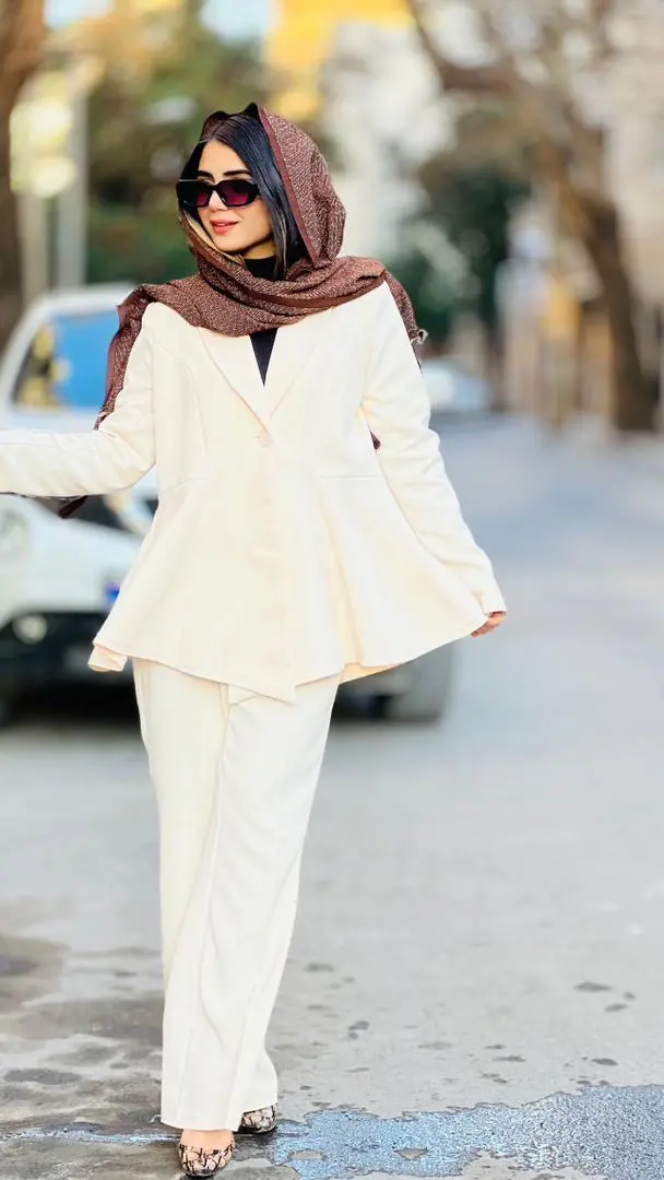 کت عروسکی