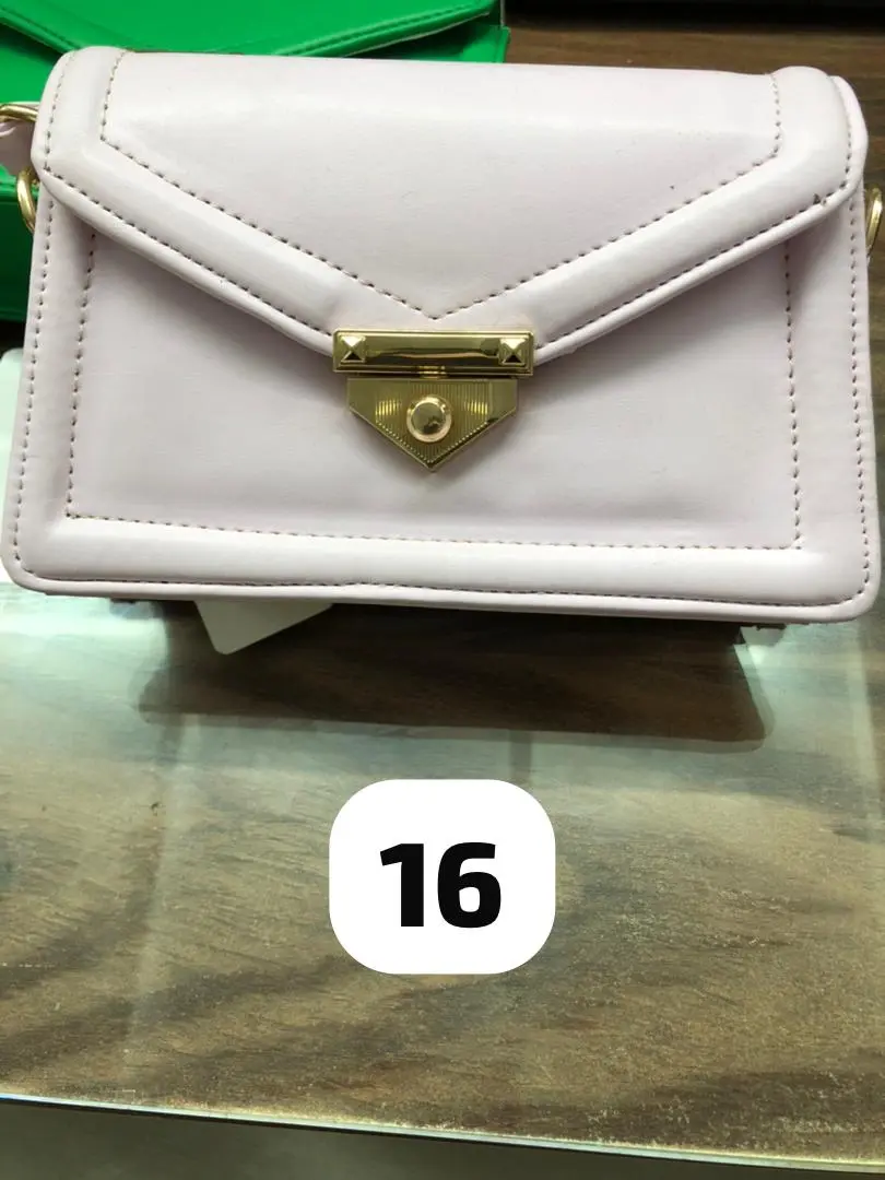 محصولات حراجی 1(199تومانی)