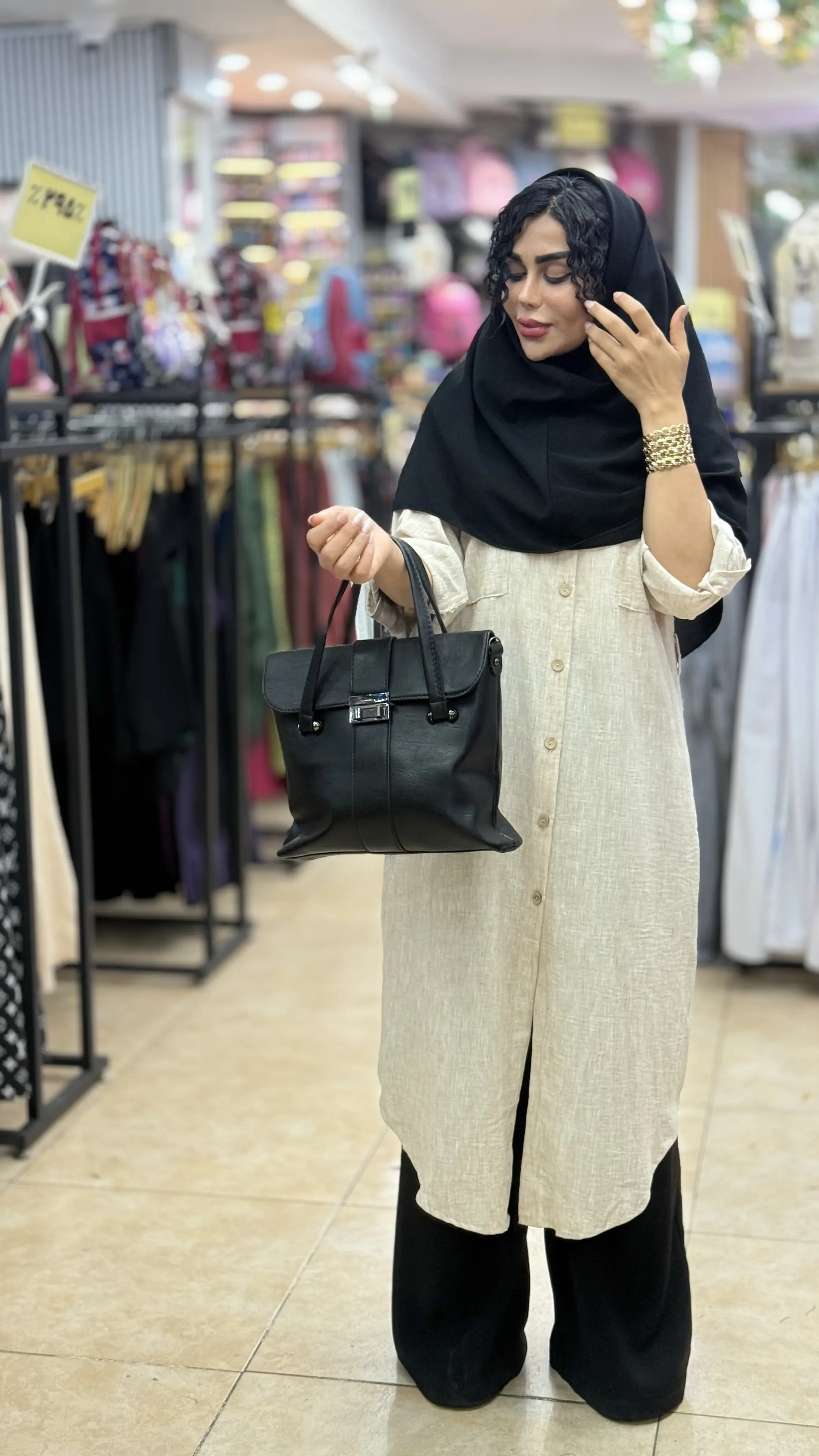 مانتو دنیز