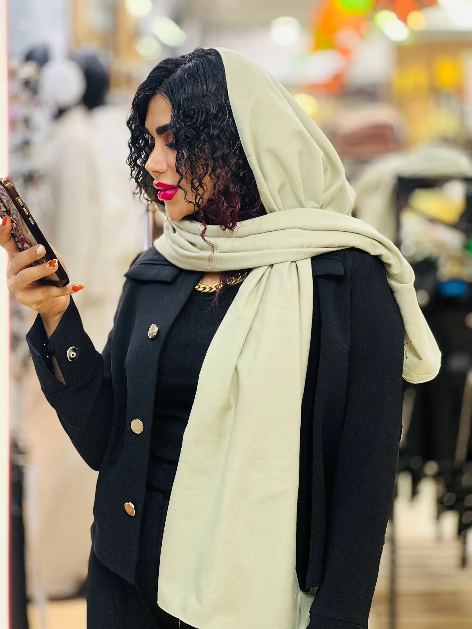 شال پاییزه سارا